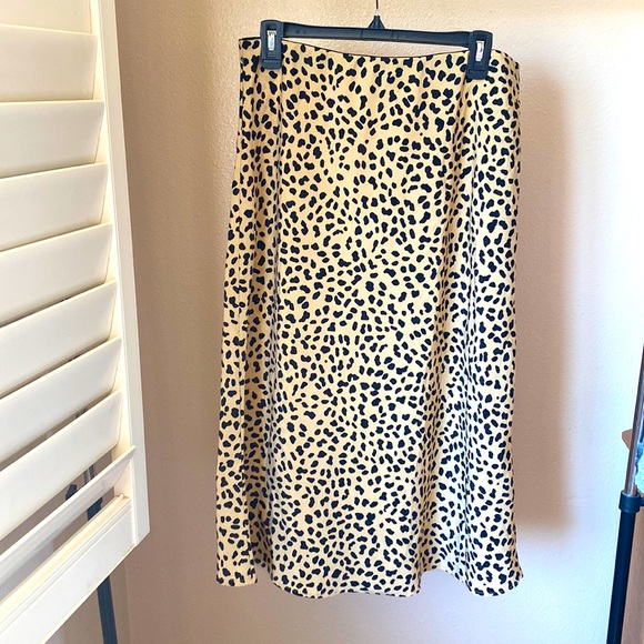 Sanctuary Dresses & Skirts - Leopard midi slip on skirt